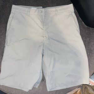 Mens Greg Norman golf shorts